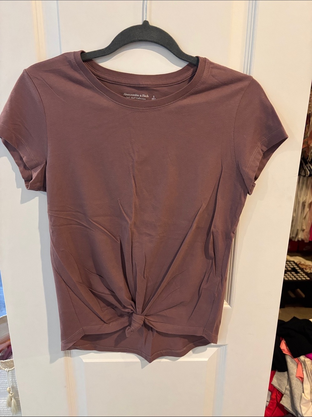 Abercrombie & Fitch Mauve Knot-Front Short Sleeve Tee
